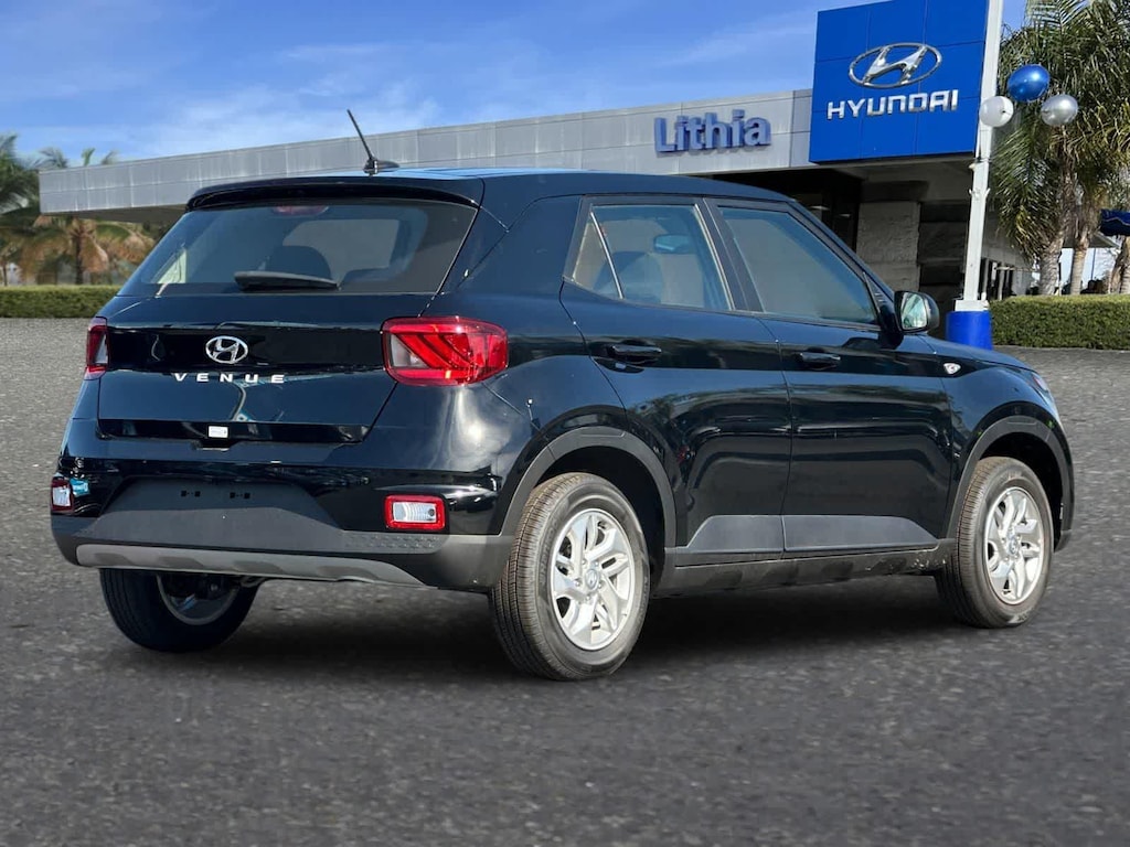 New 2026 Hyundai Venue SE SUV