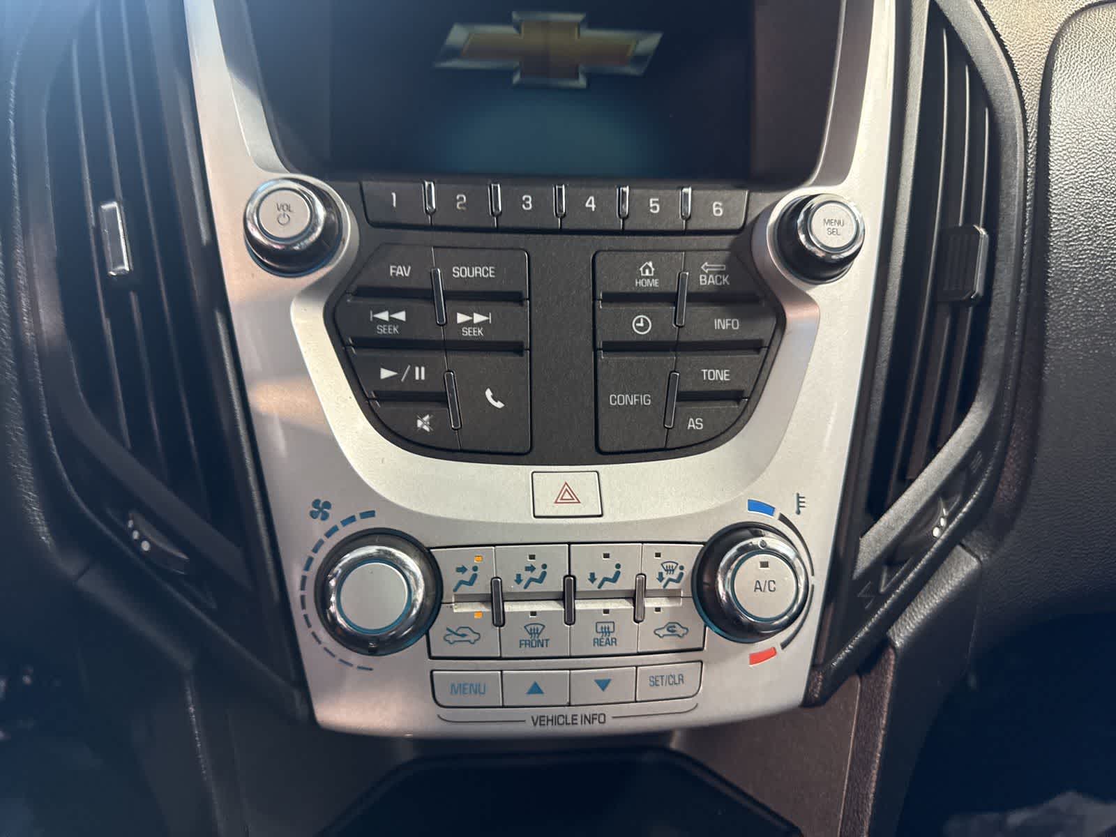 Thumbnail: 2016 Chevrolet Equinox - 23