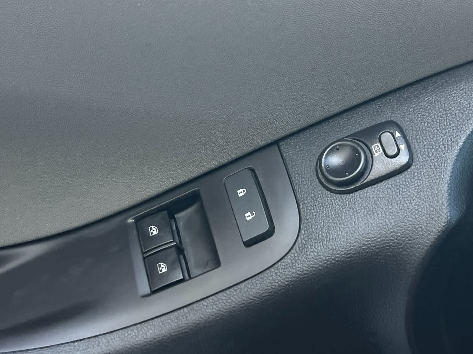 Thumbnail: 2015 Chevrolet Camaro - 13