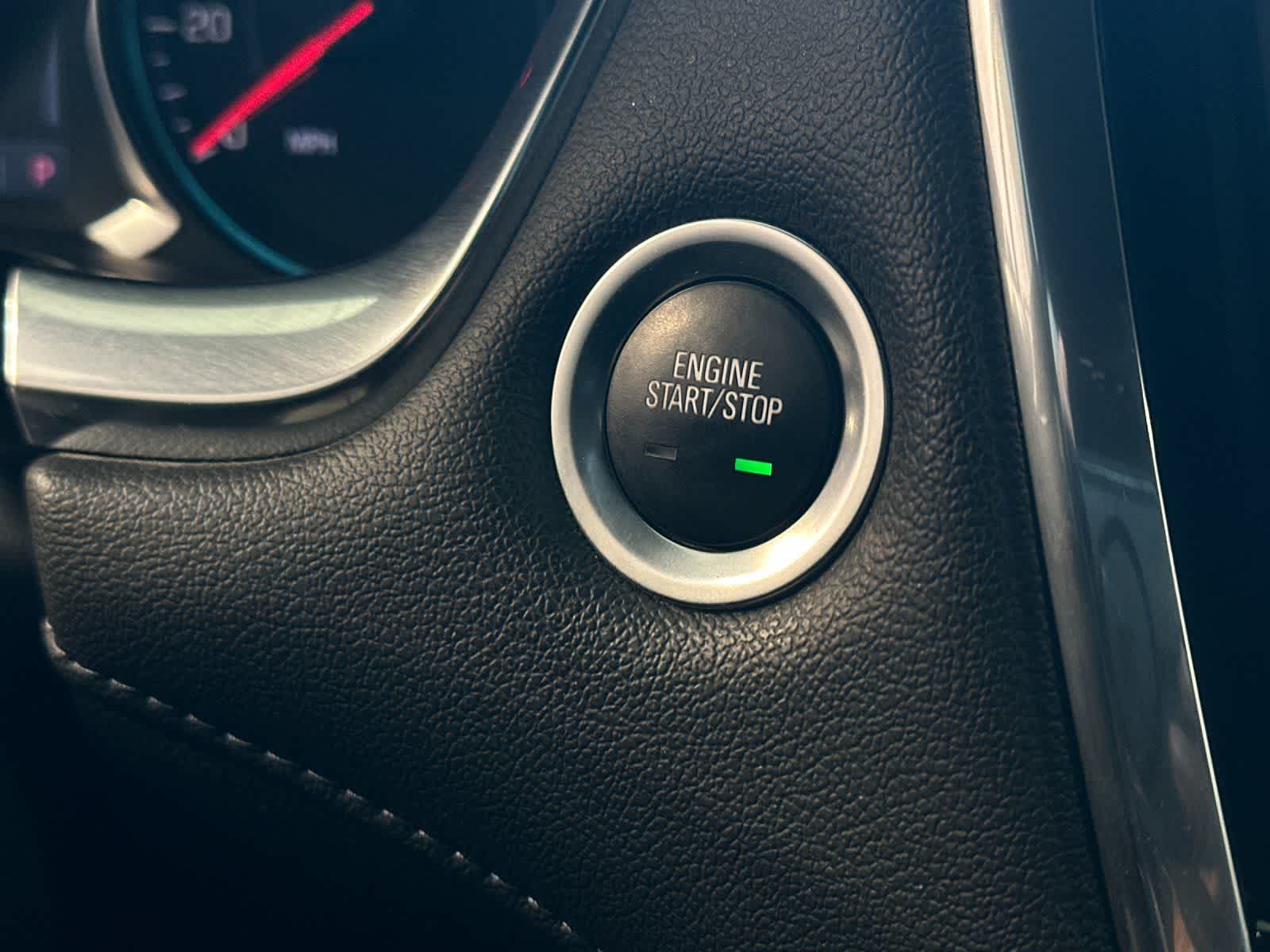 Thumbnail: 2022 Chevrolet Traverse - 24