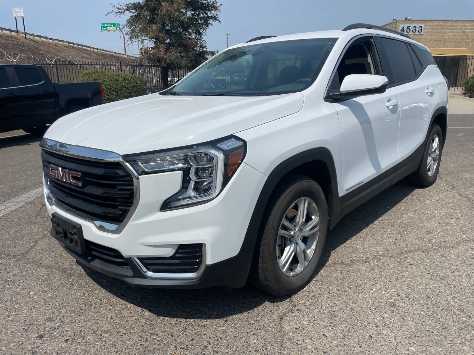 Used 2023 GMC Terrain SLE with VIN 3GKALTEGXPL230732 for sale in Fresno, CA