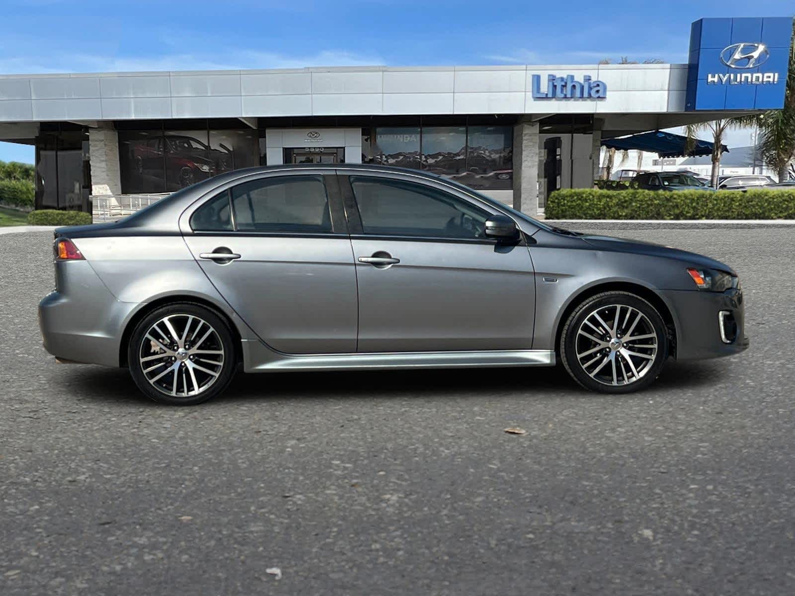 Thumbnail: 2017 Mitsubishi Lancer - 8