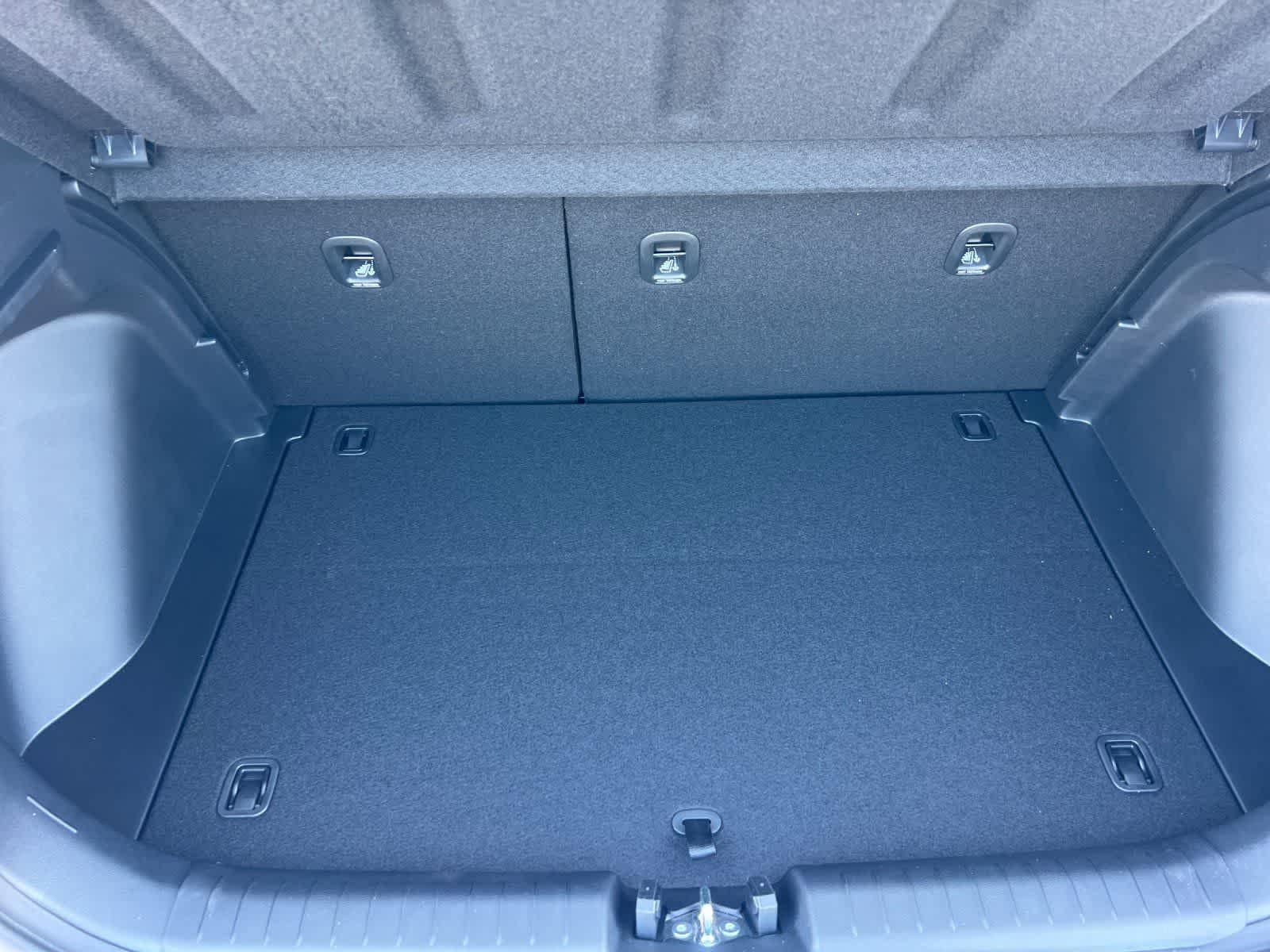 Thumbnail: 2025 Hyundai Venue - 15