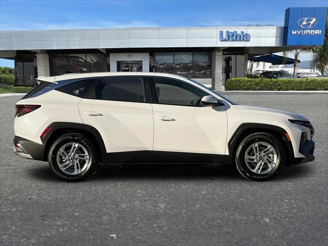 2025 Hyundai Tucson SE 8