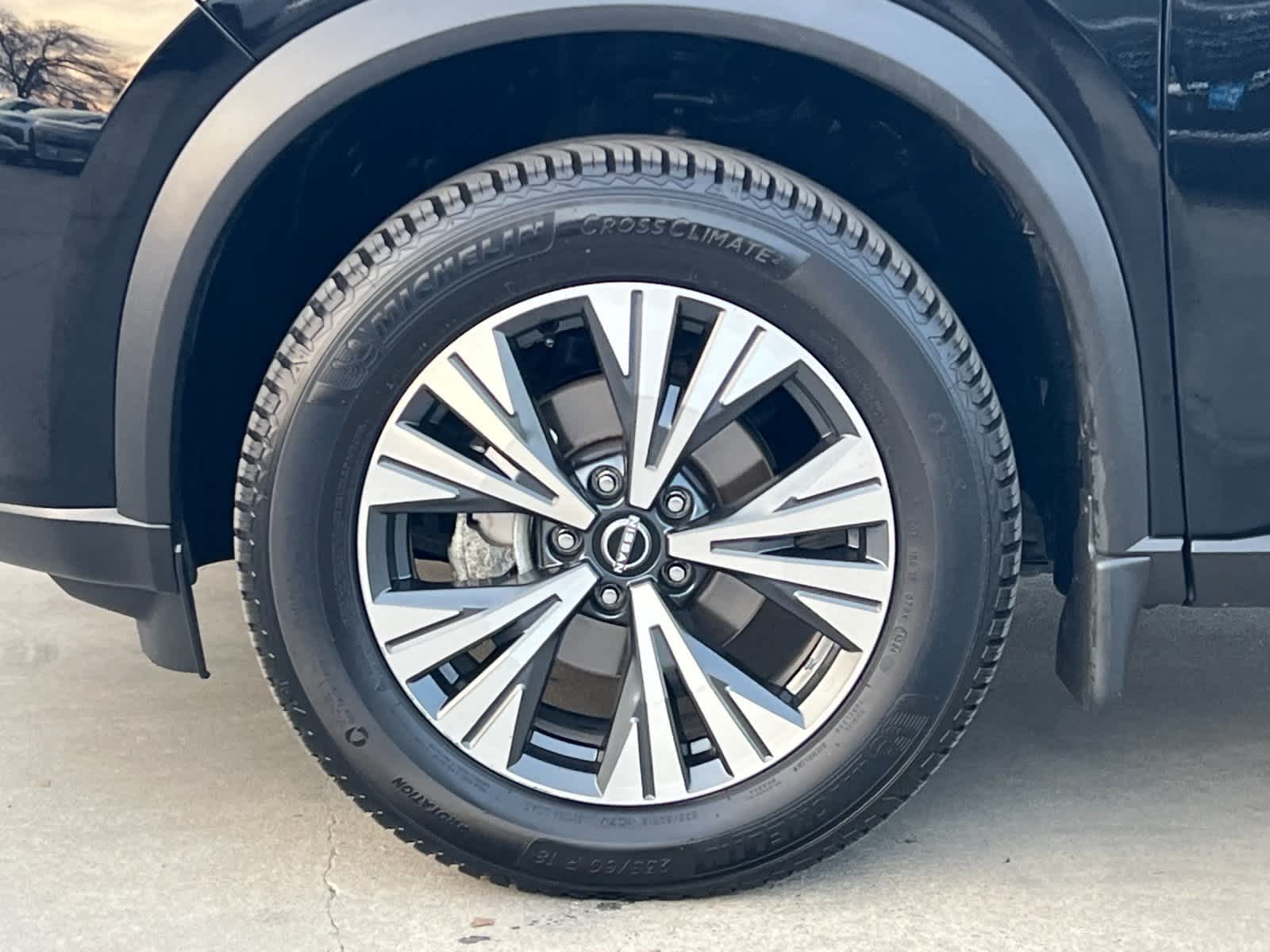 Thumbnail: 2022 Nissan Rogue - 27