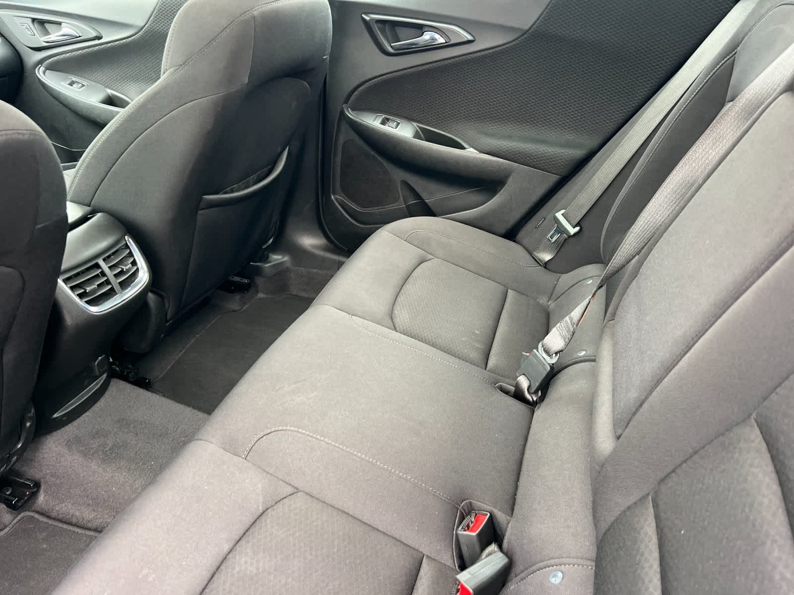 Thumbnail: 2023 Chevrolet Malibu - 4