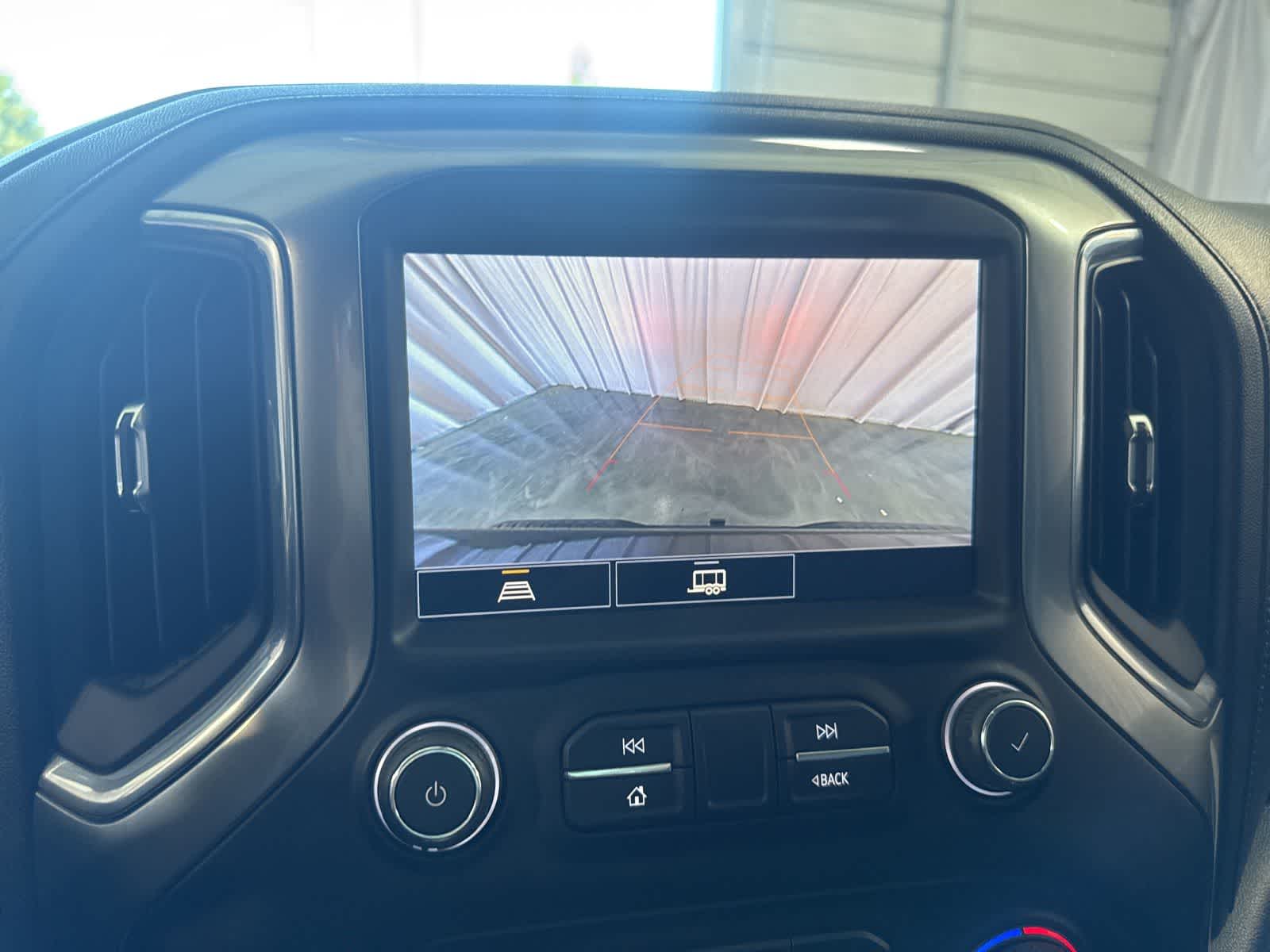 Thumbnail: 2021 Chevrolet Silverado 1500 - 28