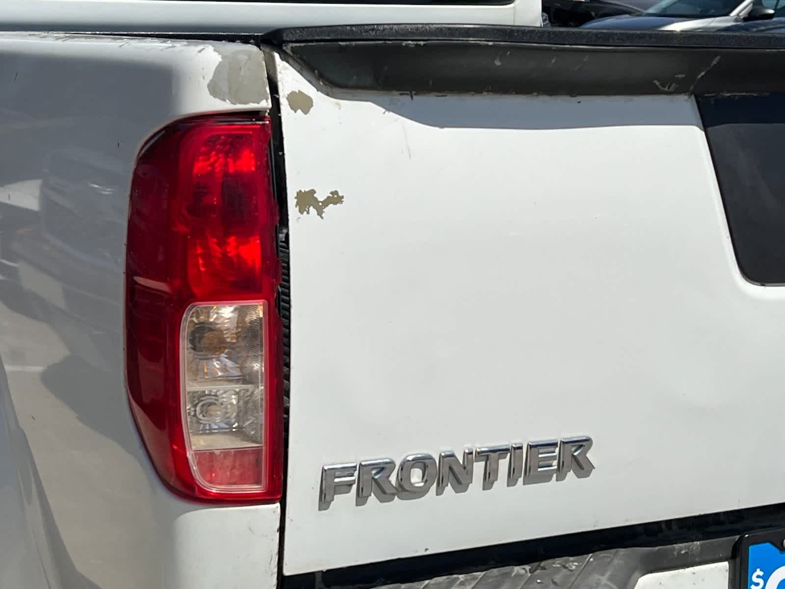 2017 Nissan Frontier S 23