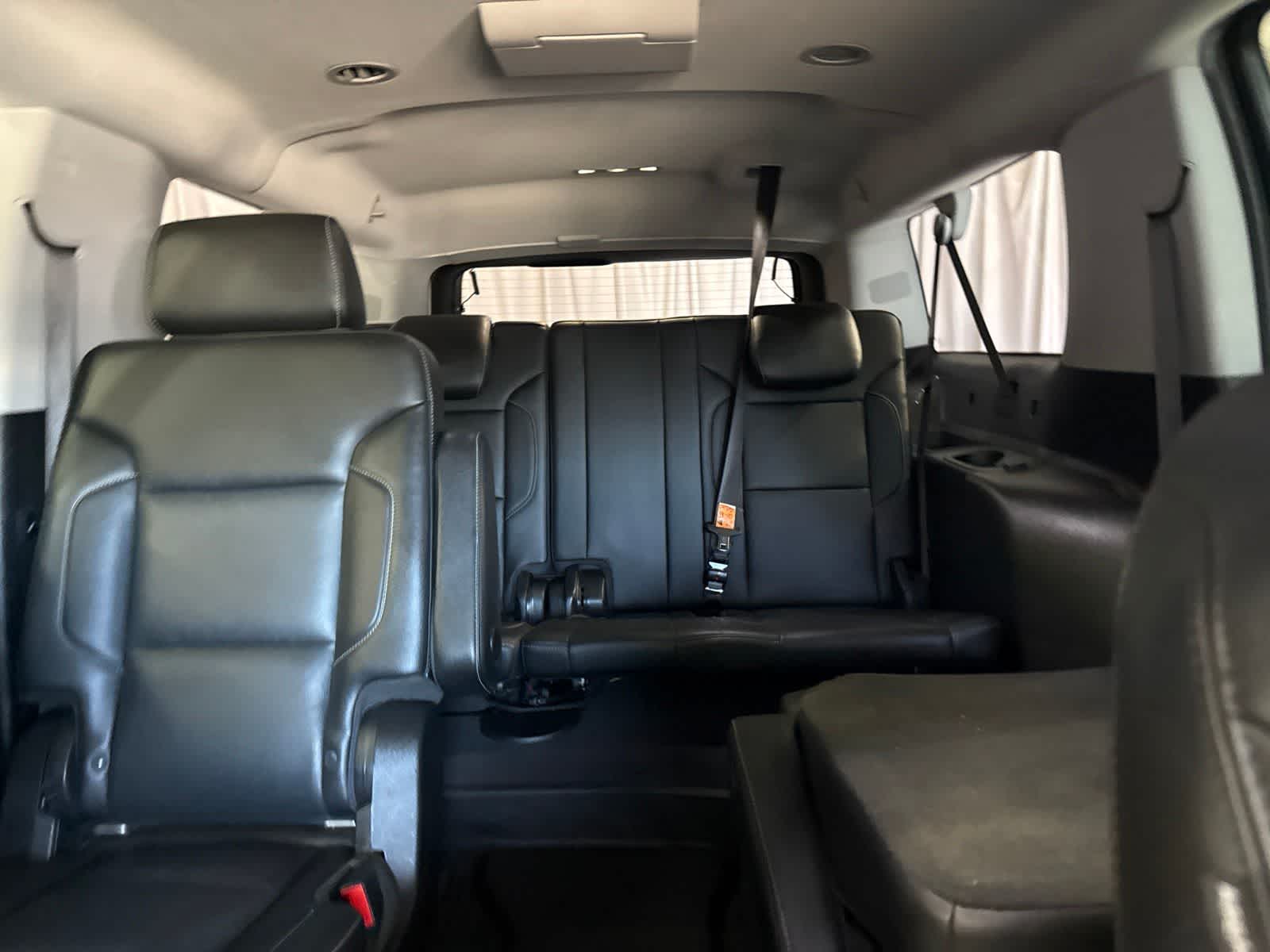 Thumbnail: 2019 Chevrolet Suburban - 21