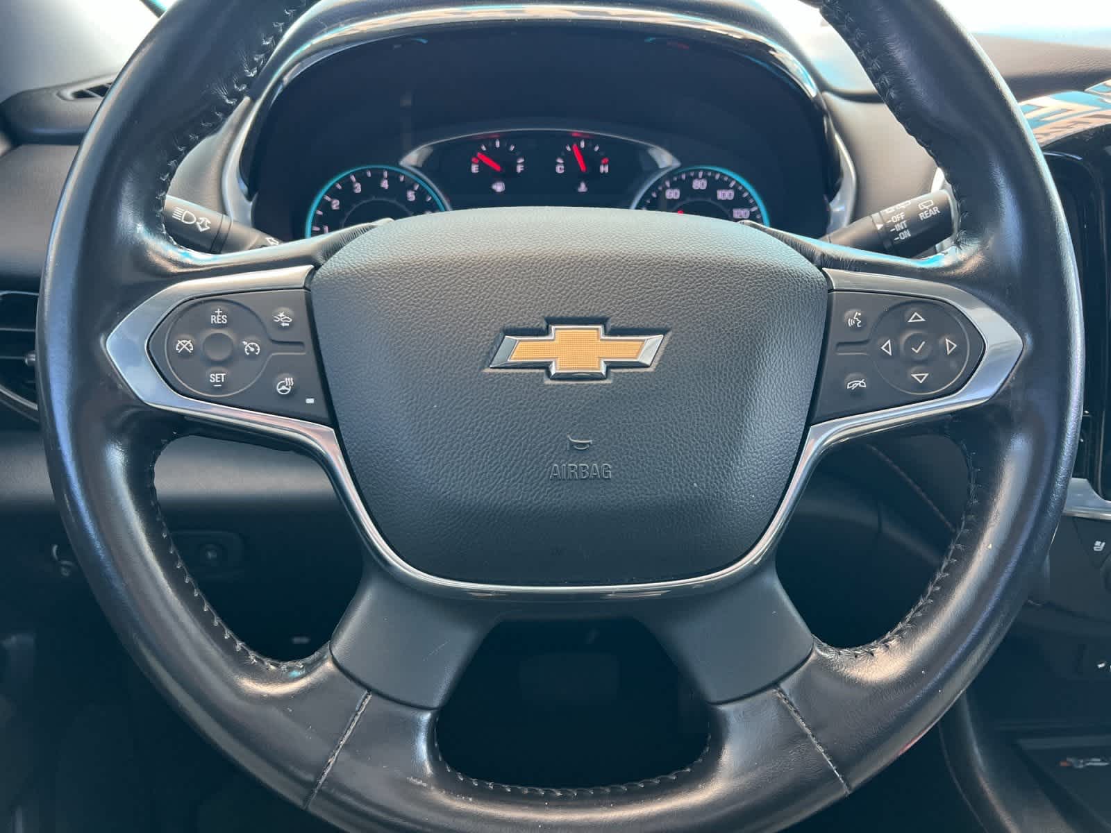 Thumbnail: 2021 Chevrolet Traverse - 25