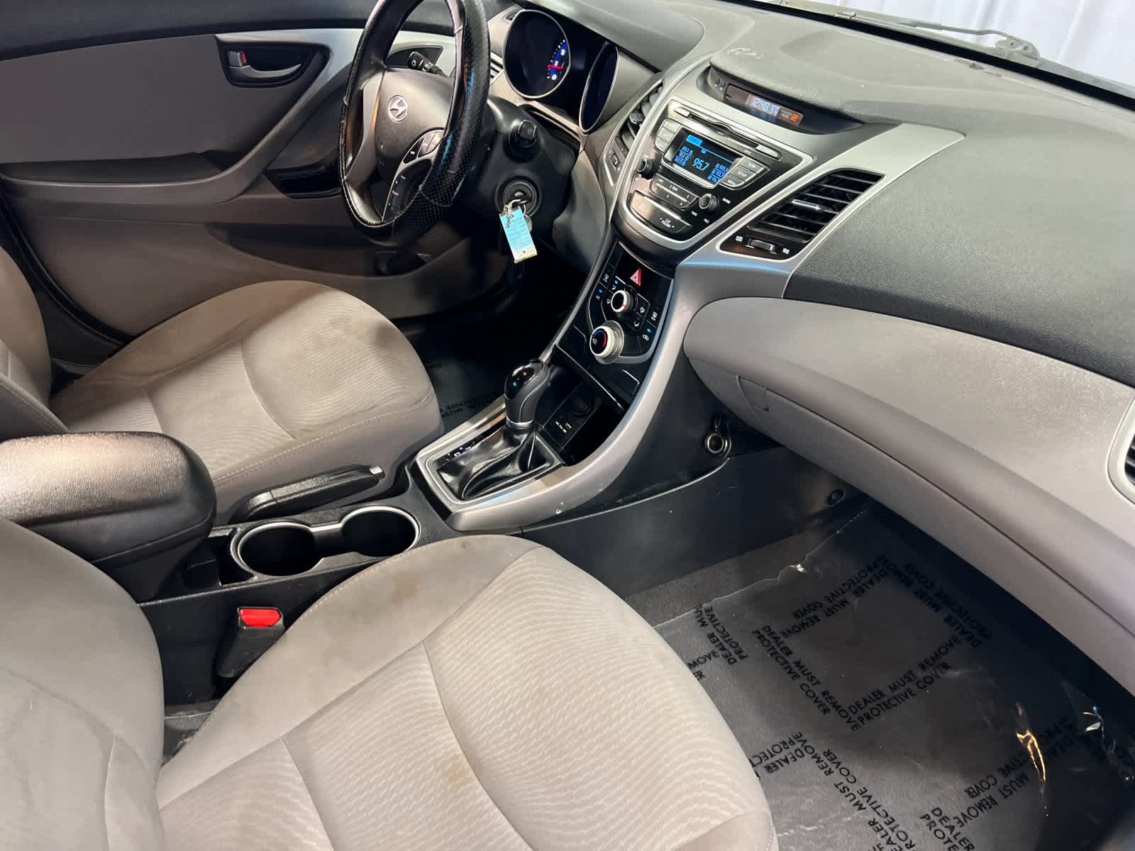 Thumbnail: 2016 Hyundai Elantra - 15