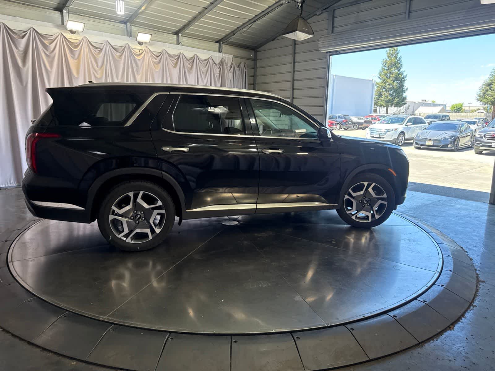 Thumbnail: 2024 Hyundai Palisade - 4