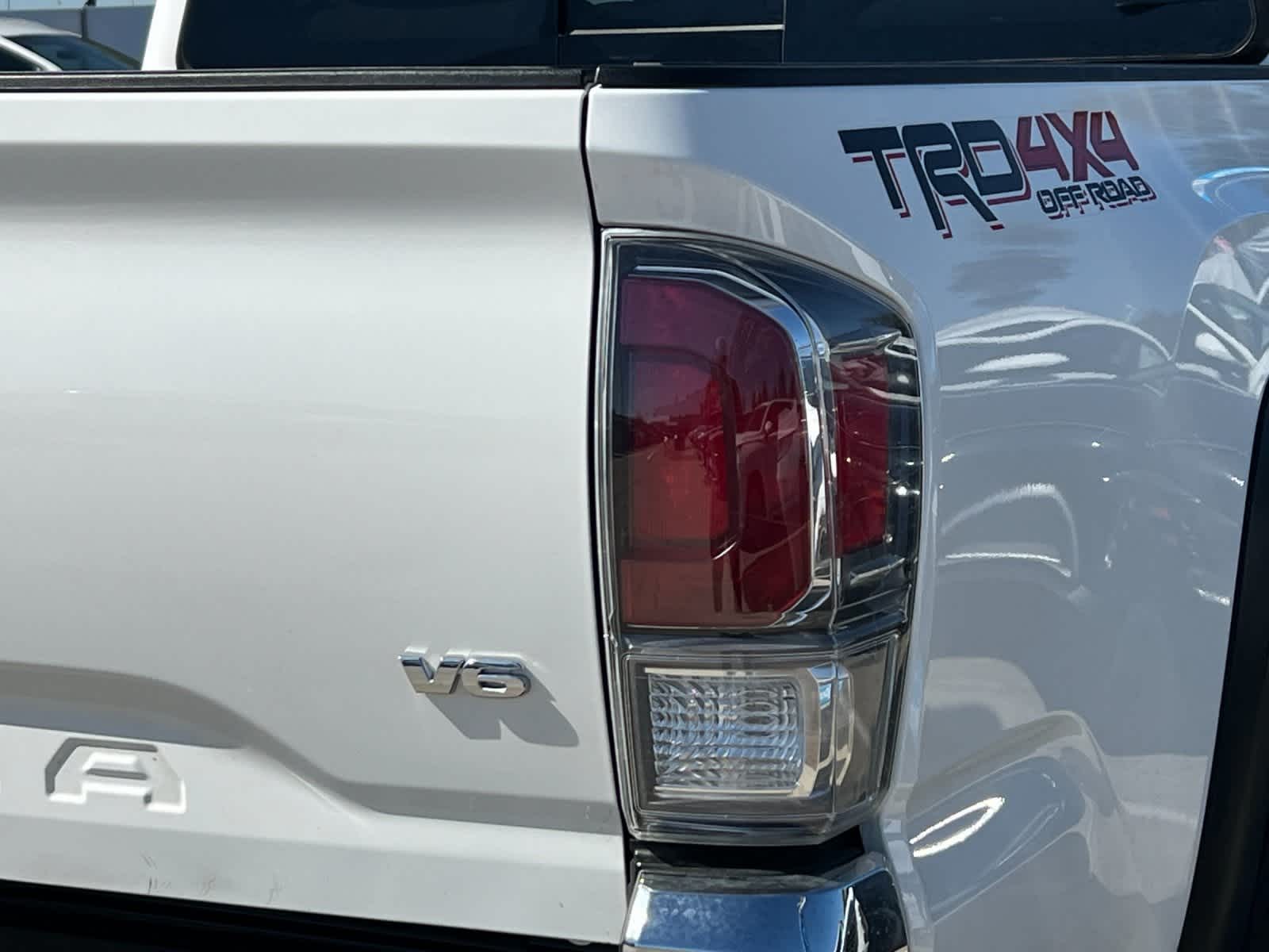 Thumbnail: 2023 Toyota Tacoma - 25