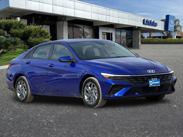 2025 Hyundai Elantra Blue 10