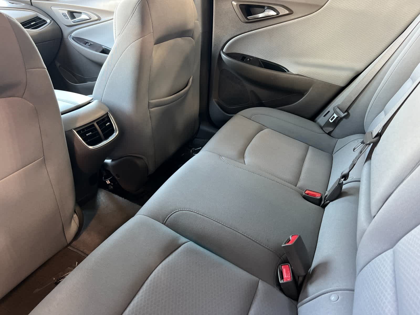 Thumbnail: 2025 Chevrolet Malibu - 4