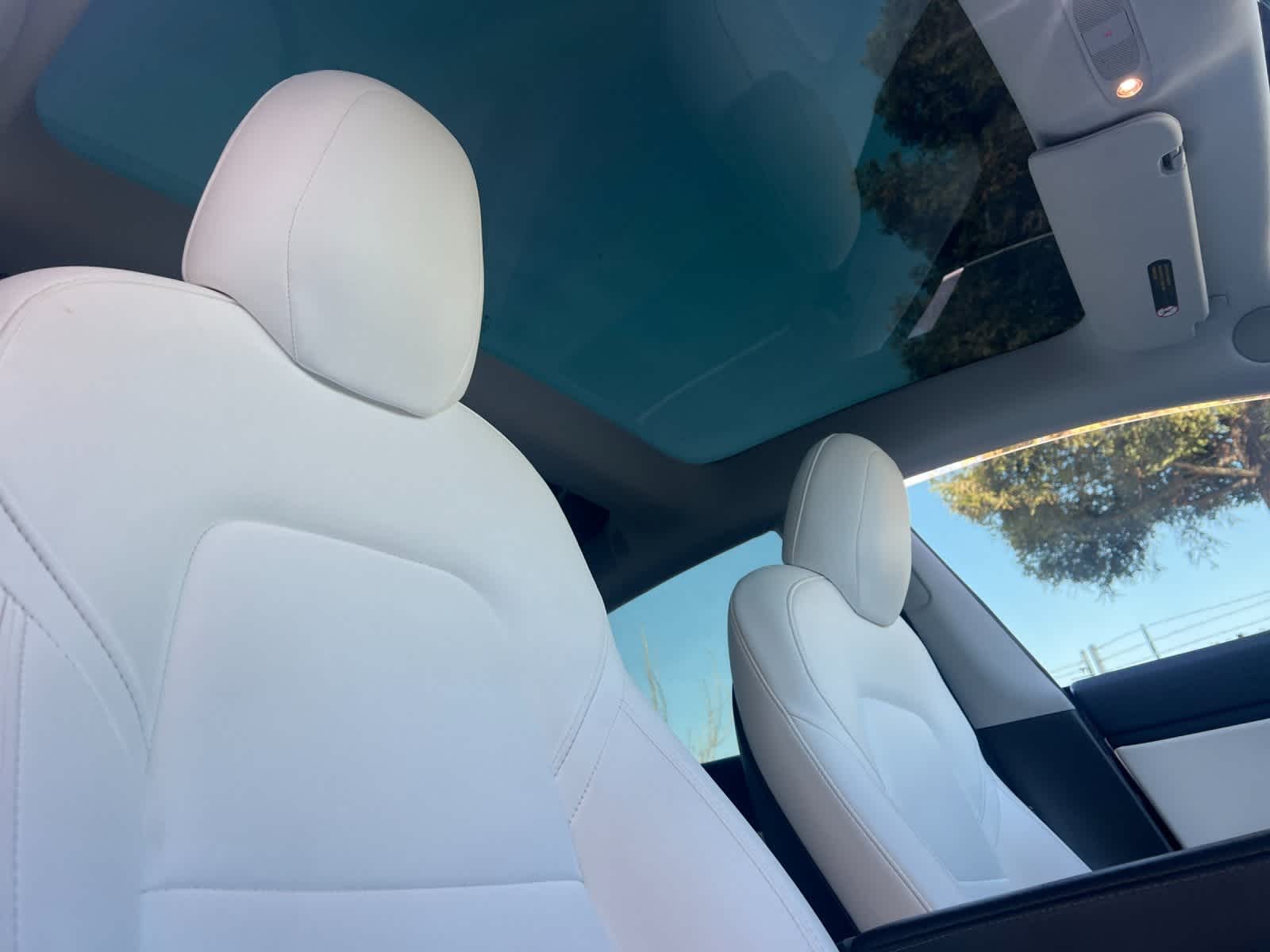 Thumbnail: 2018 Tesla Model 3 - 17