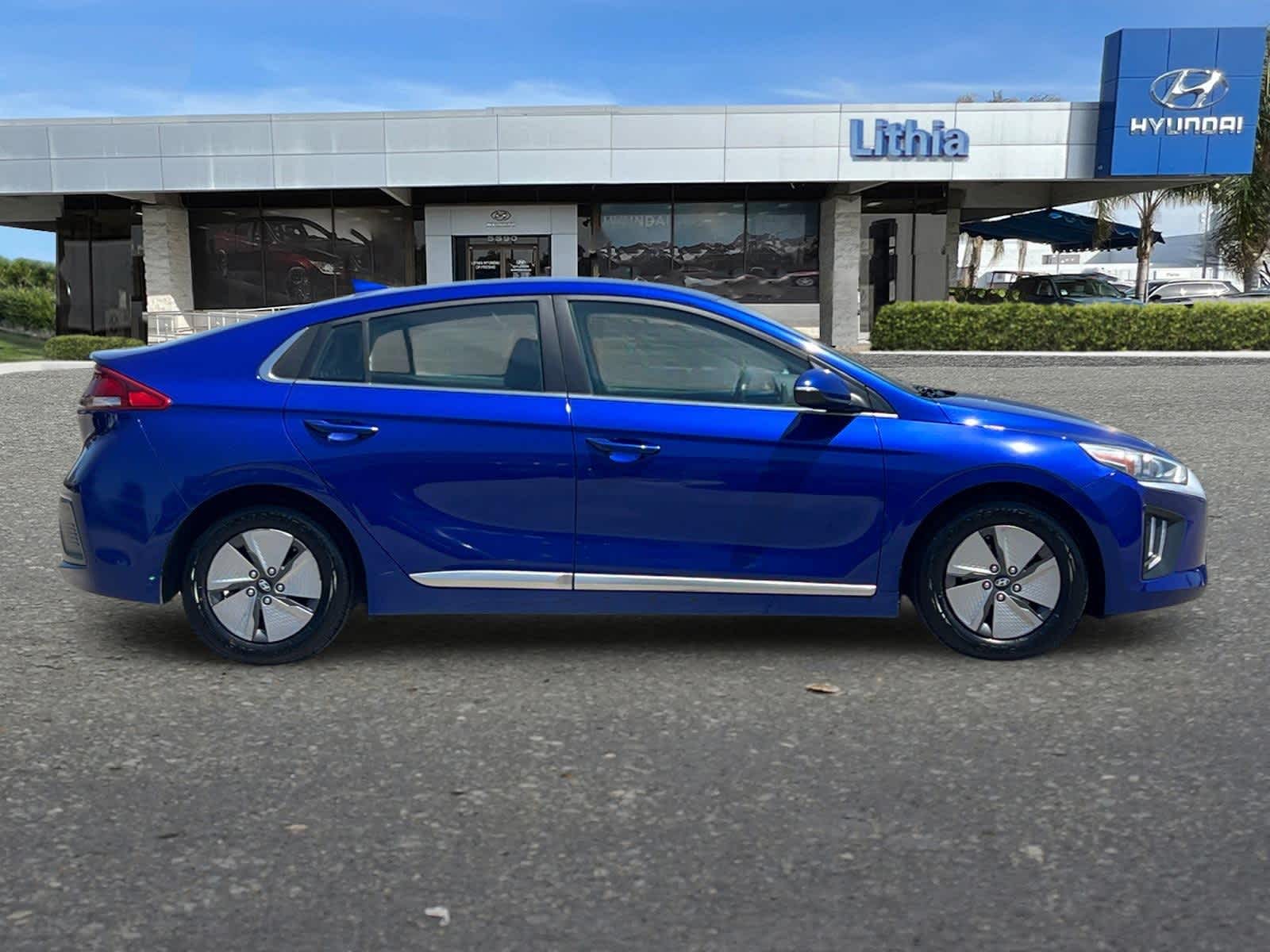 Thumbnail: 2021 Hyundai Ioniq - 8