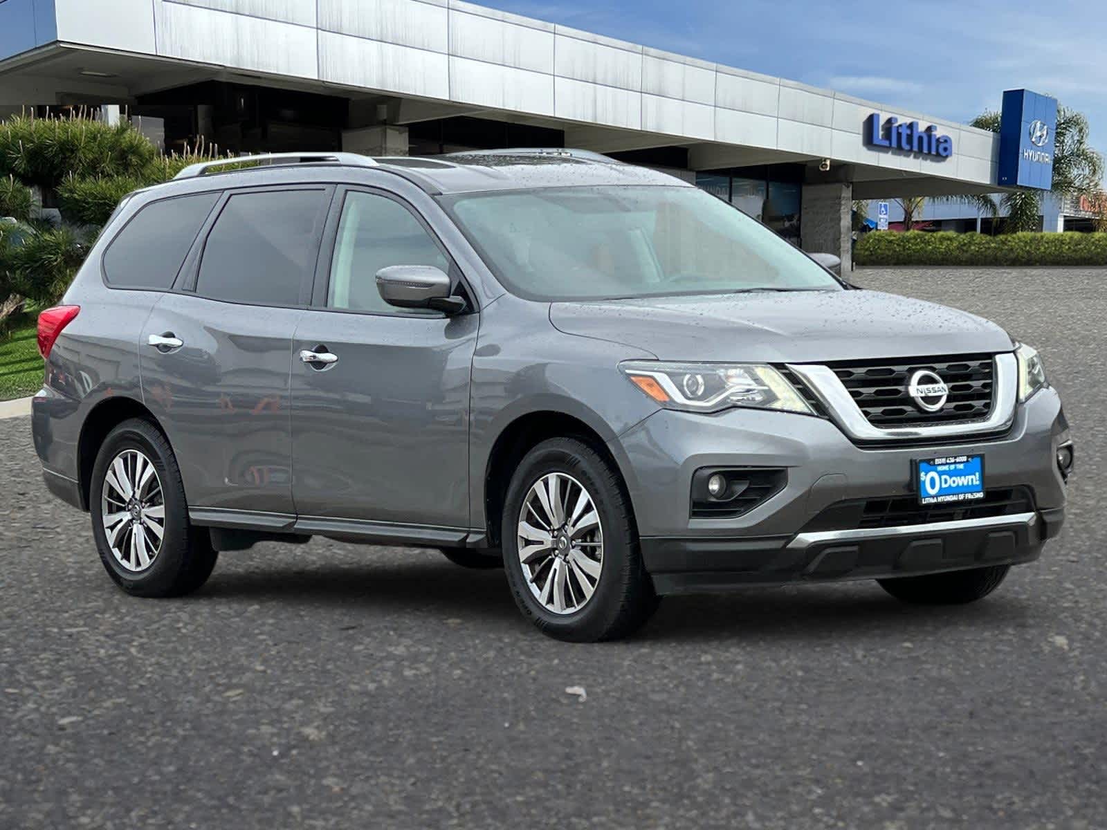 Thumbnail: 2018 Nissan Pathfinder - 9