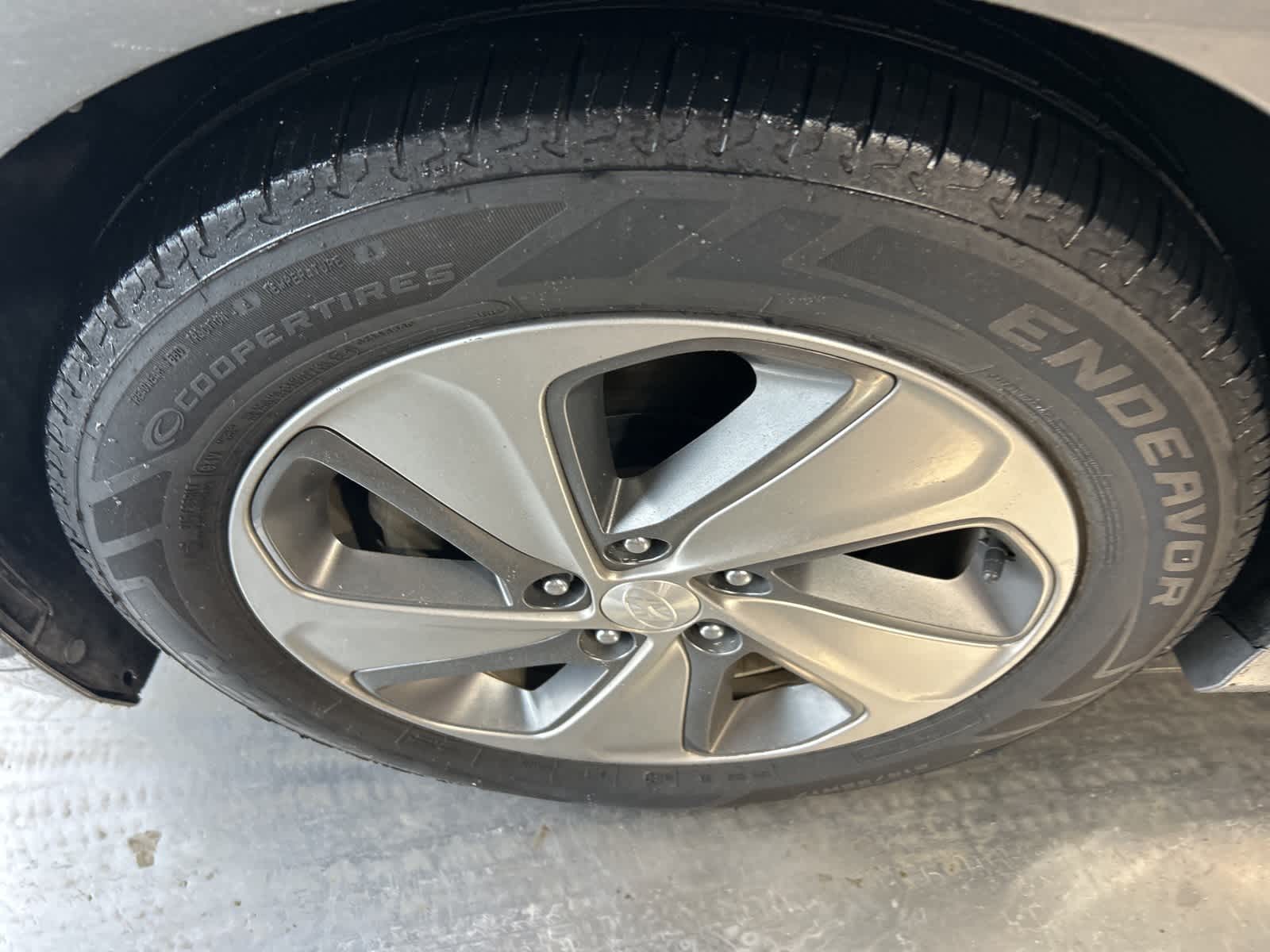 Thumbnail: 2017 Hyundai Sonata - 19