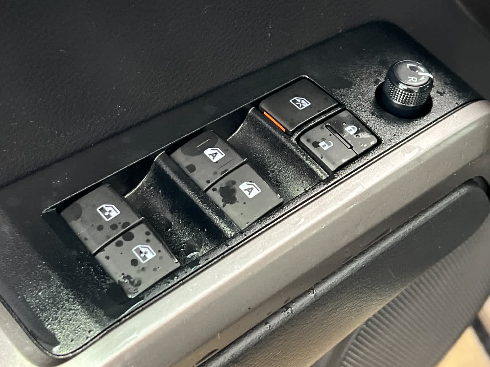 Thumbnail: 2023 Toyota Tacoma - 14