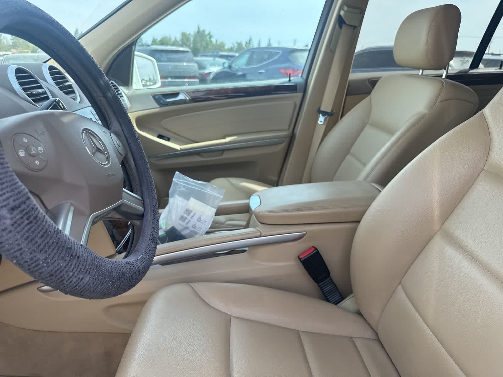 Thumbnail: 2011 Mercedes-Benz M-Class - 20