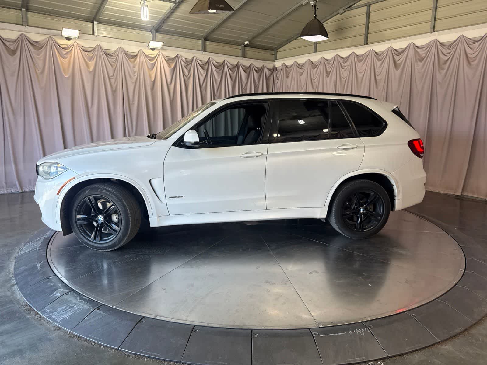 Thumbnail: 2016 BMW X5 - 8