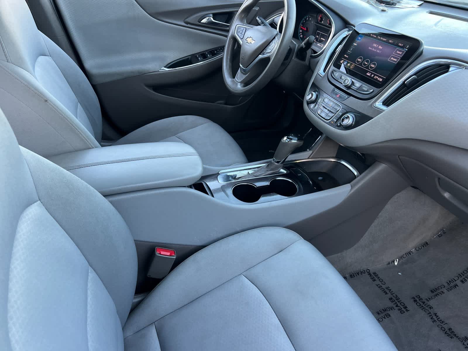 Thumbnail: 2019 Chevrolet Malibu - 15