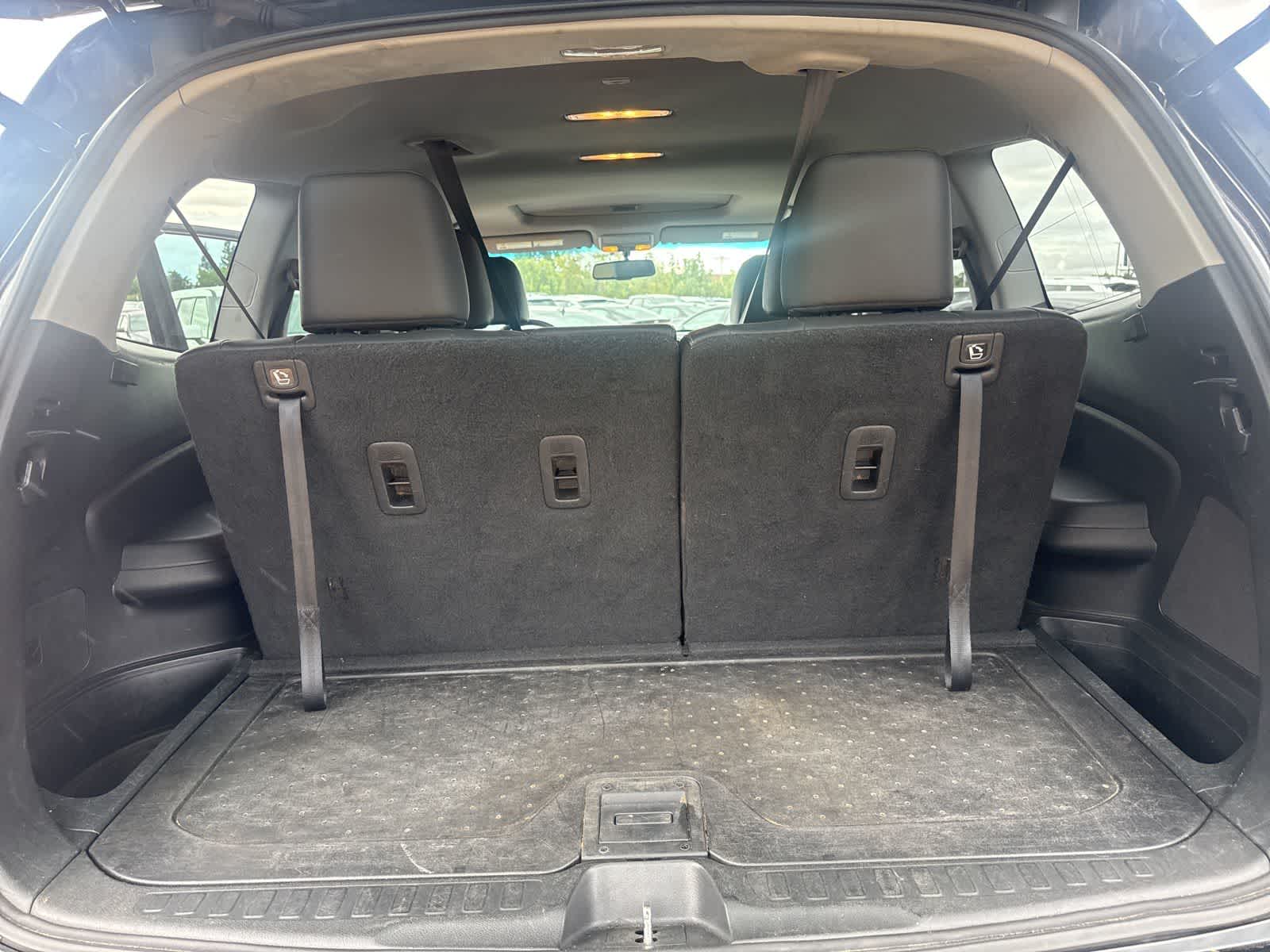 Thumbnail: 2017 Honda Pilot - 12