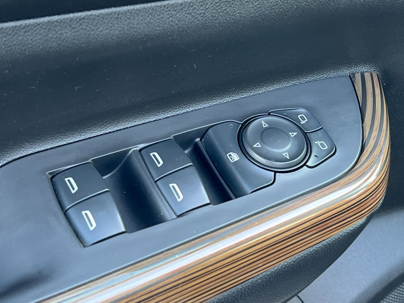 Thumbnail: 2019 GMC Acadia - 13