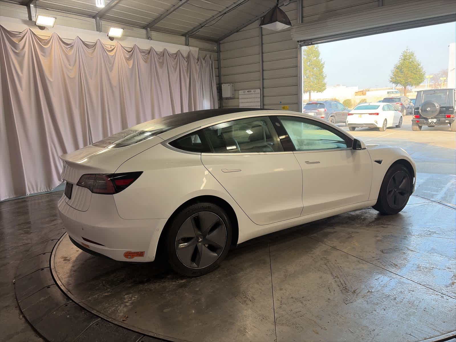 Thumbnail: 2019 Tesla Model 3 - 8