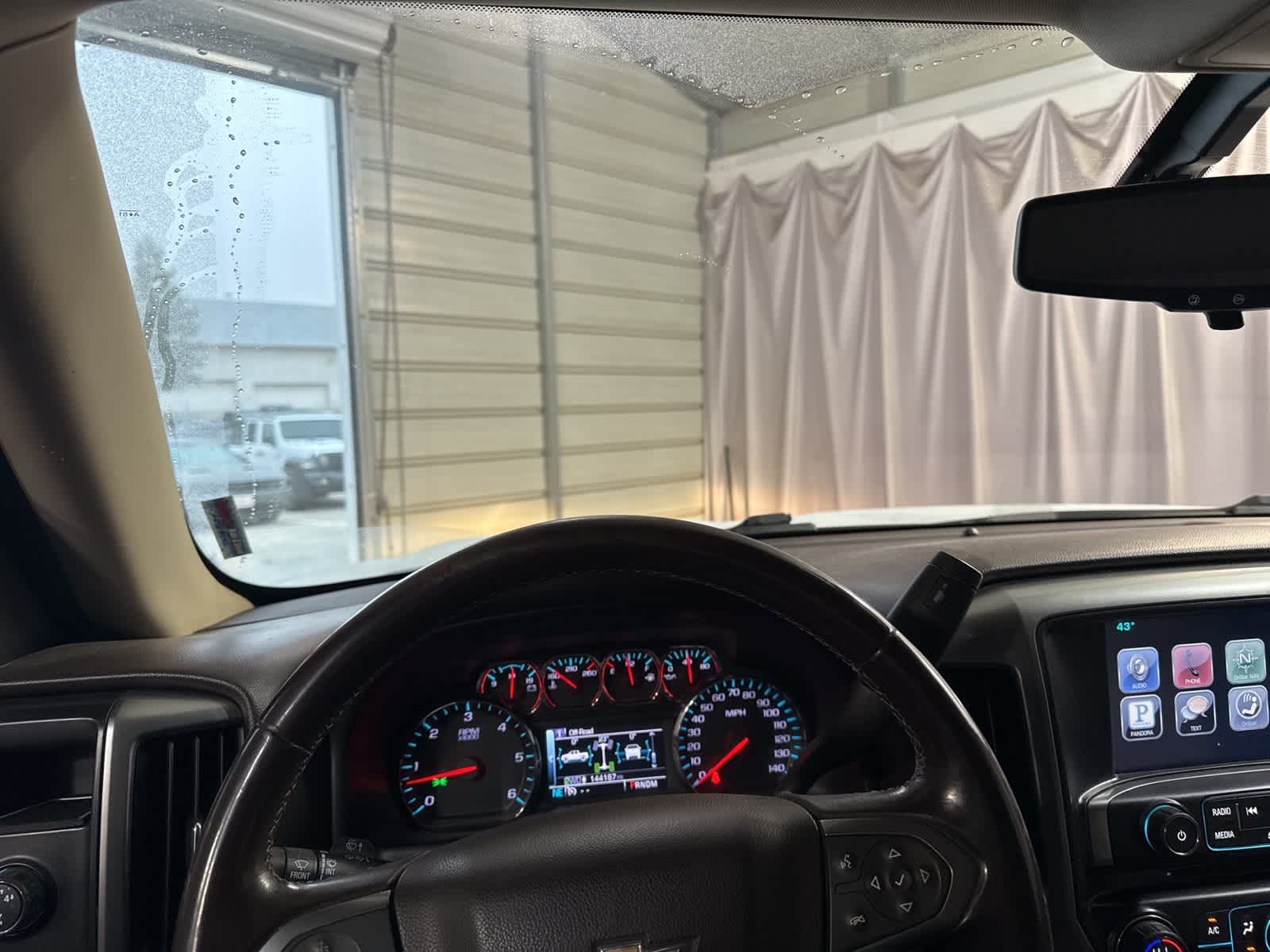 Thumbnail: 2015 Chevrolet Silverado 1500 - 23