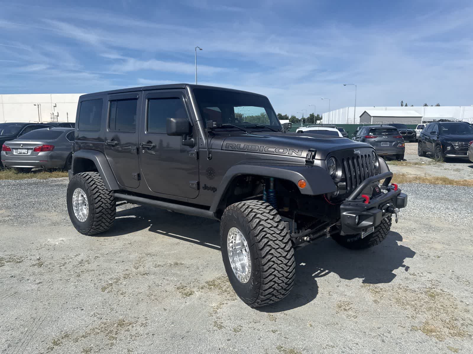 2014 Jeep Wrangler Unlimited Rubicon 4x4 photo 2