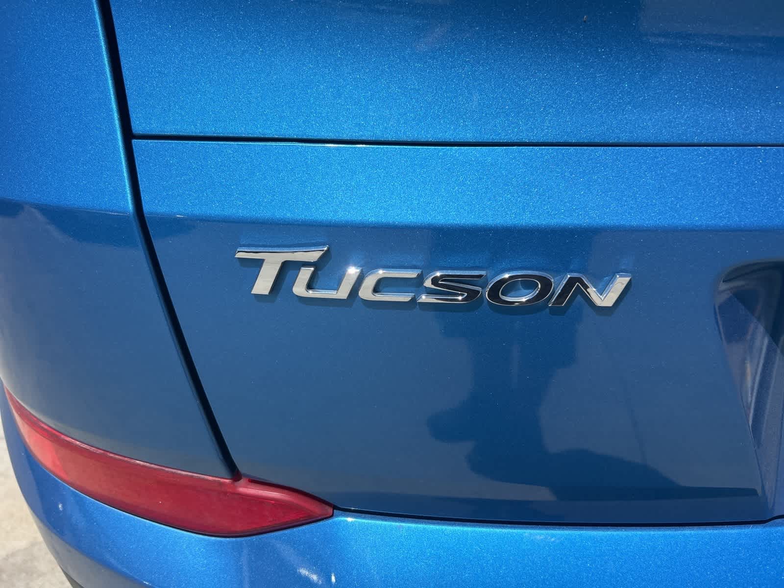 Thumbnail: 2016 Hyundai Tucson - 11