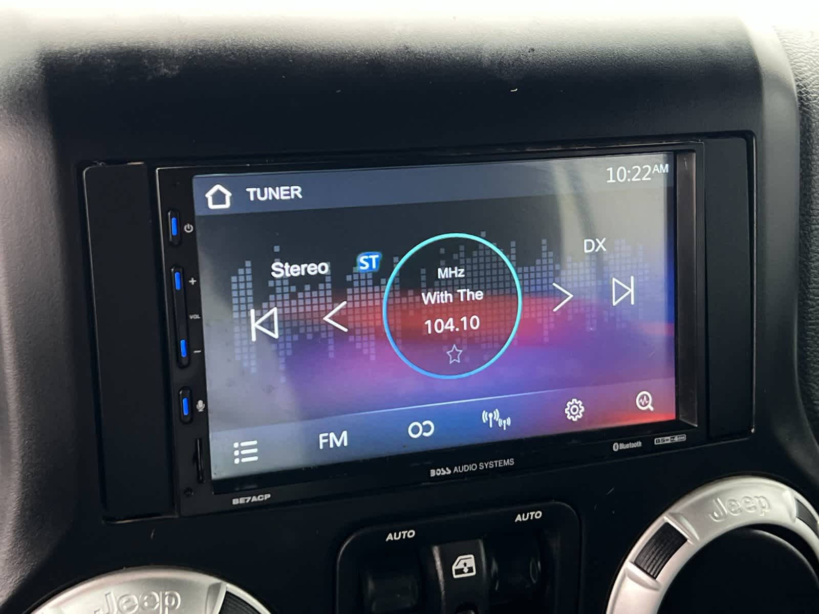 Thumbnail: 2013 Jeep Wrangler - 18