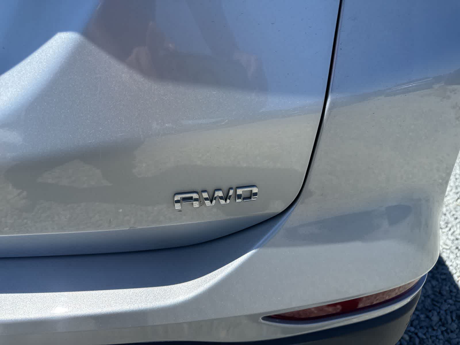 Thumbnail: 2022 Chevrolet Equinox - 14