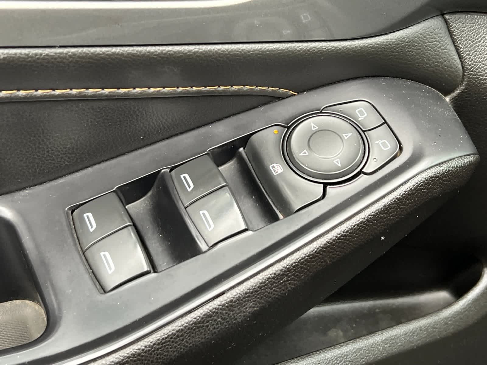 Thumbnail: 2021 Chevrolet Traverse - 13