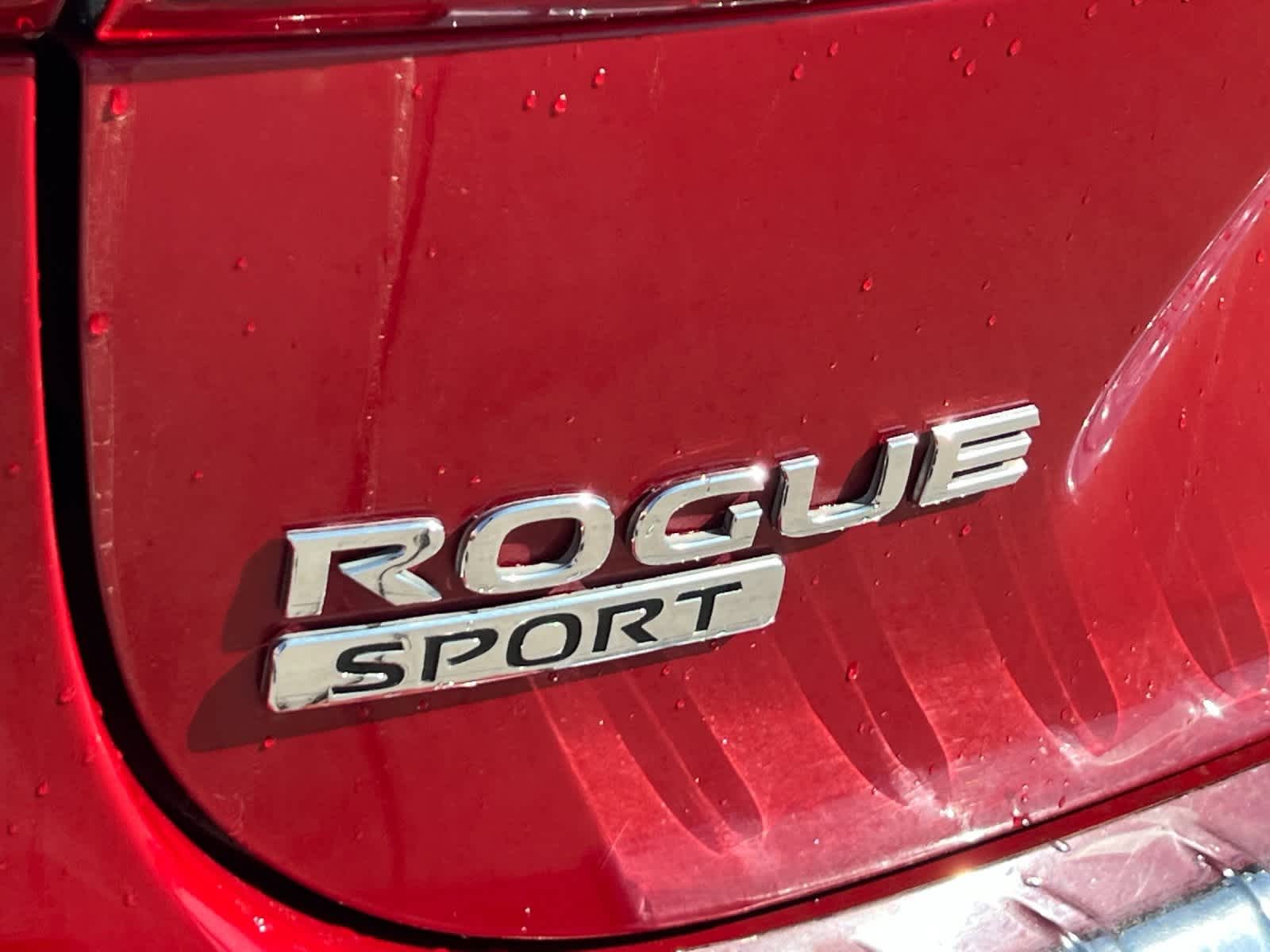 Thumbnail: 2018 Nissan Rogue Sport - 26