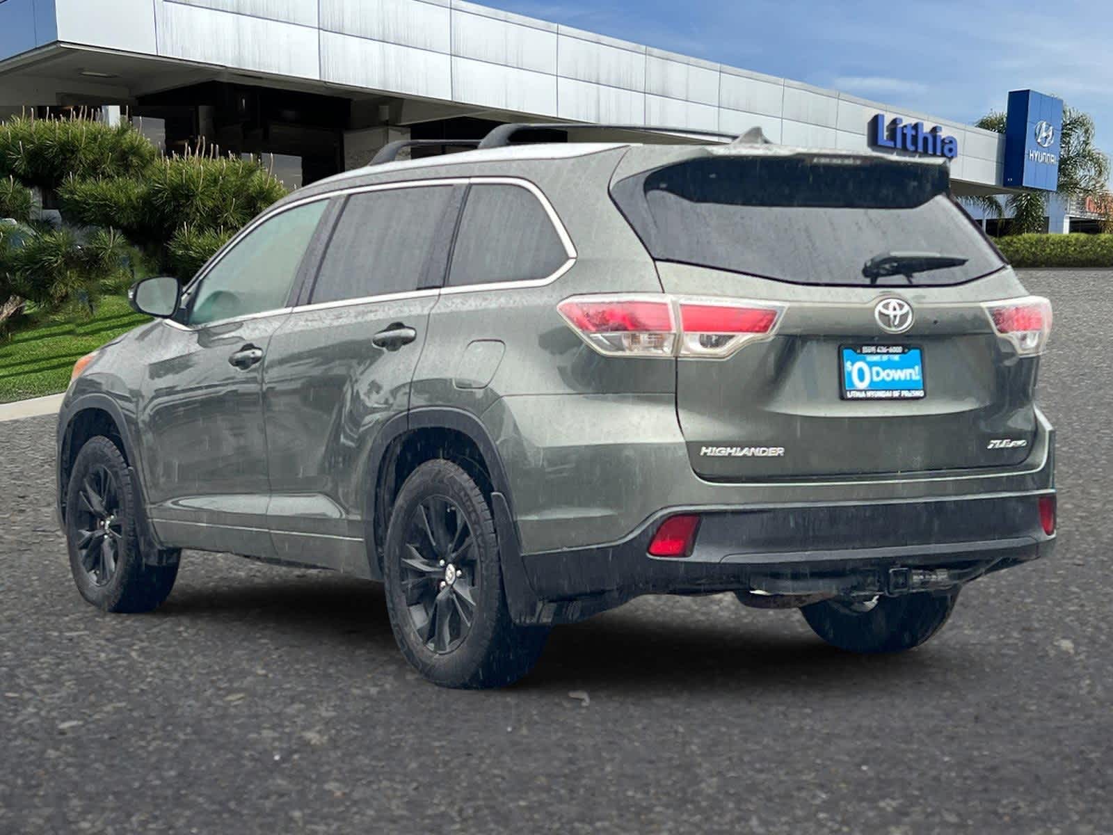 Thumbnail: 2015 Toyota Highlander - 6