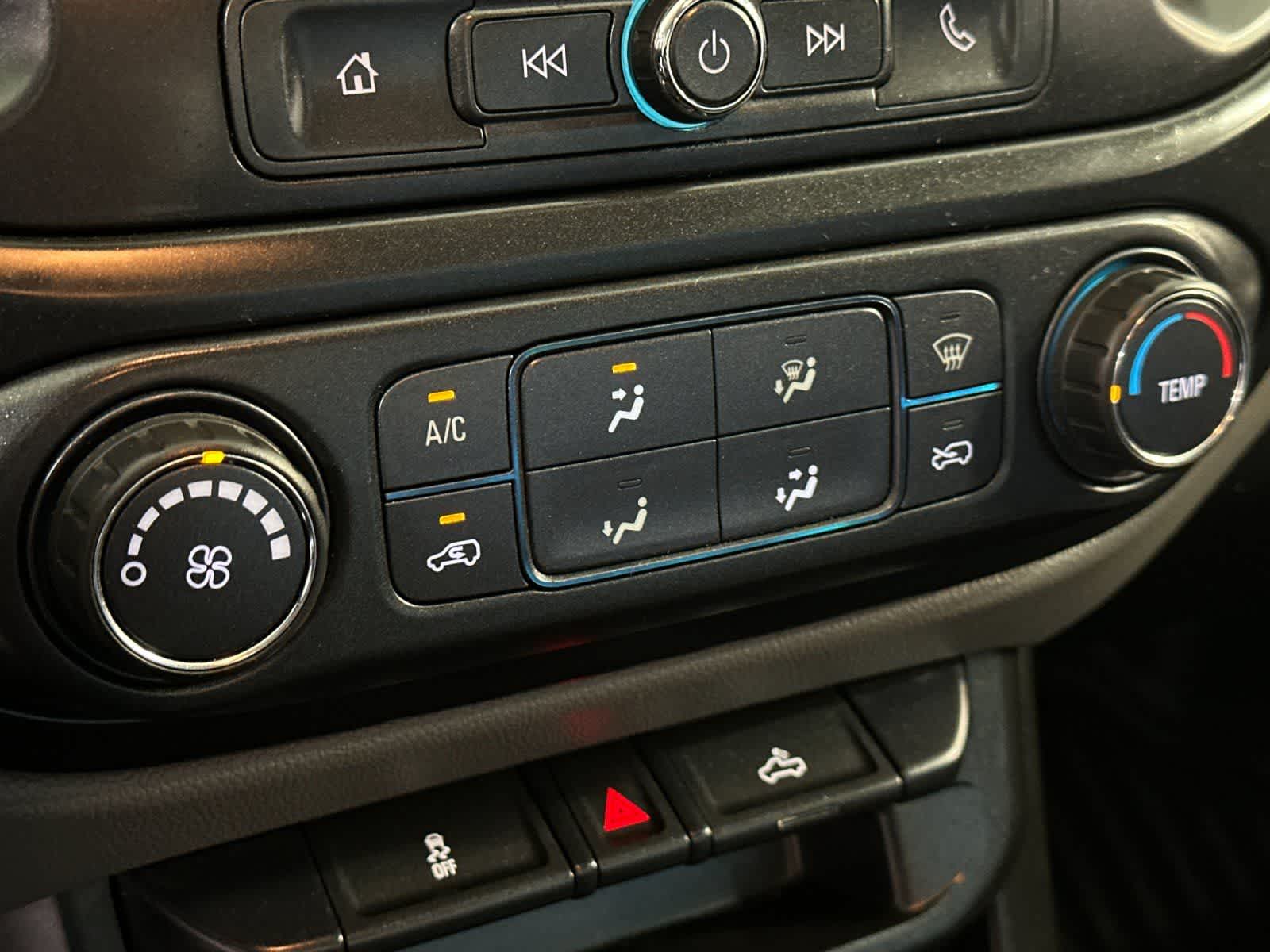Thumbnail: 2019 Chevrolet Colorado - 20