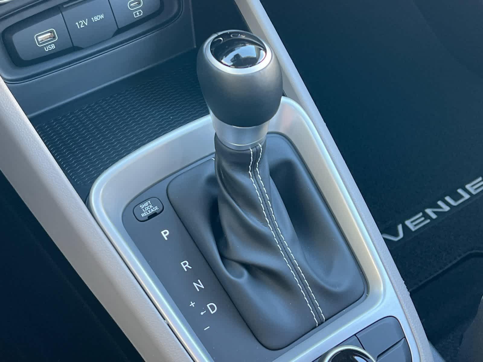 Thumbnail: 2025 Hyundai Venue - 21