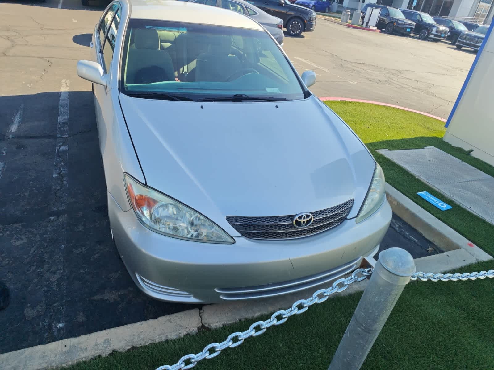 Thumbnail: 2004 Toyota Camry - 25