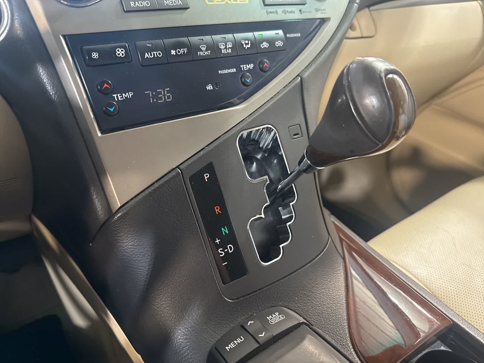 Thumbnail: 2013 Lexus RX - 26