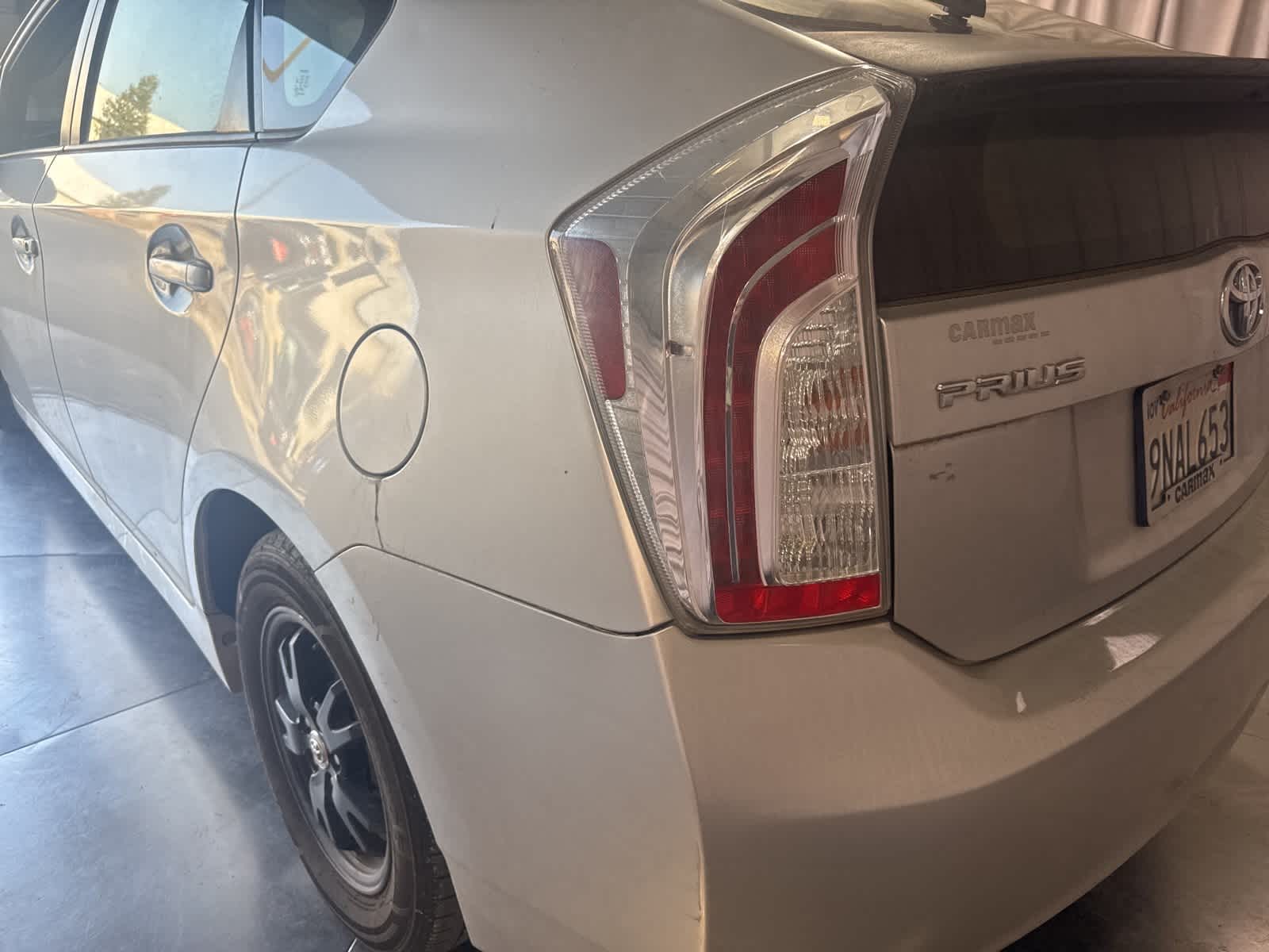 Thumbnail: 2014 Toyota Prius - 10