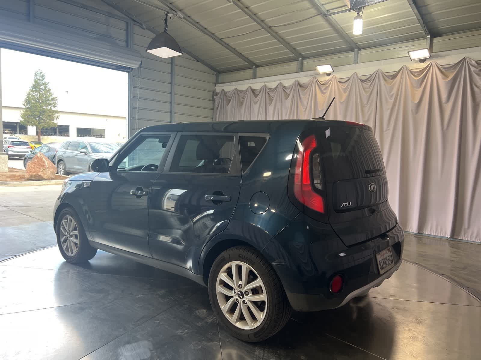 Thumbnail: 2017 Kia Soul - 5