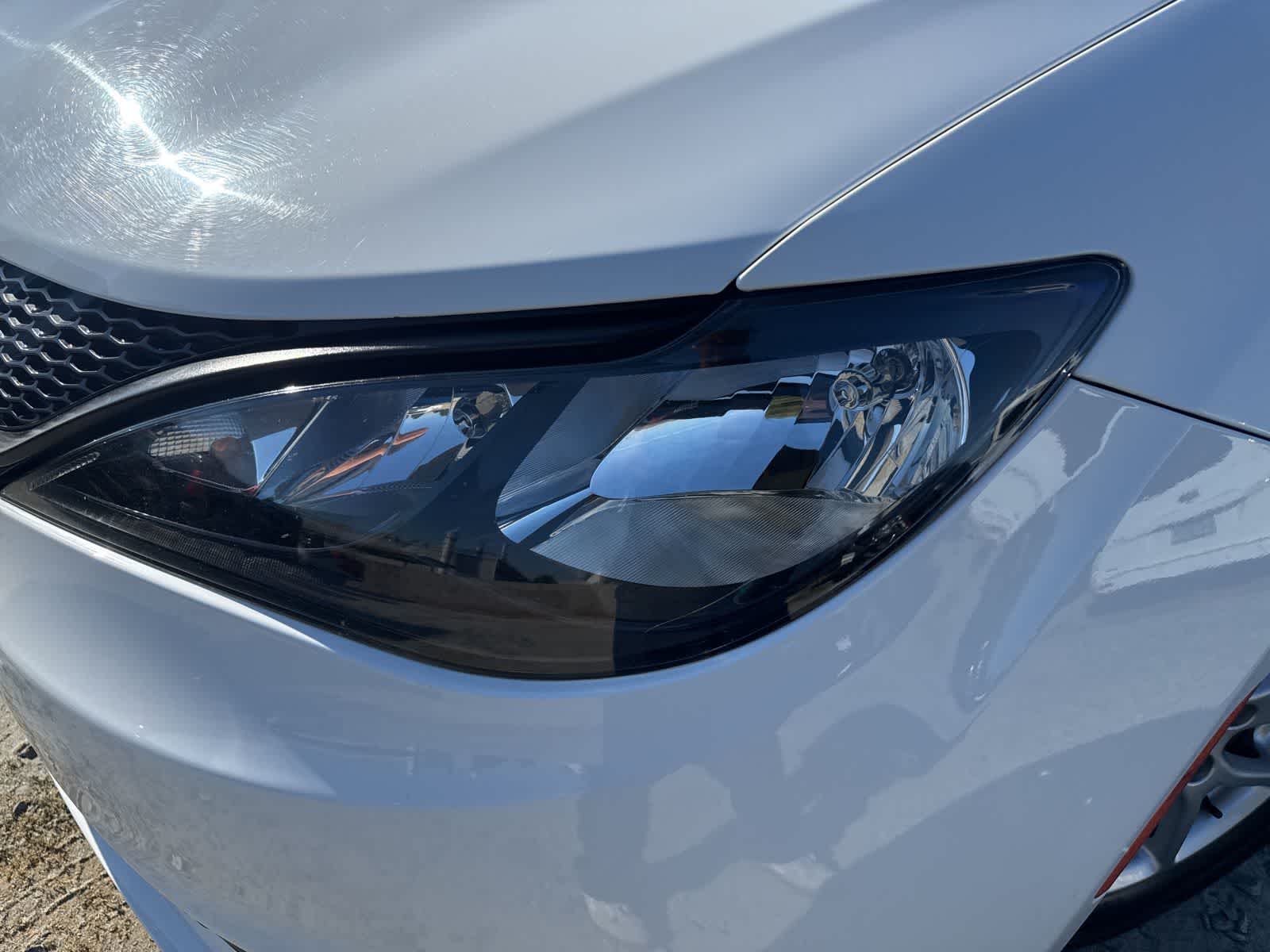 Thumbnail: 2023 Chrysler Voyager - 7