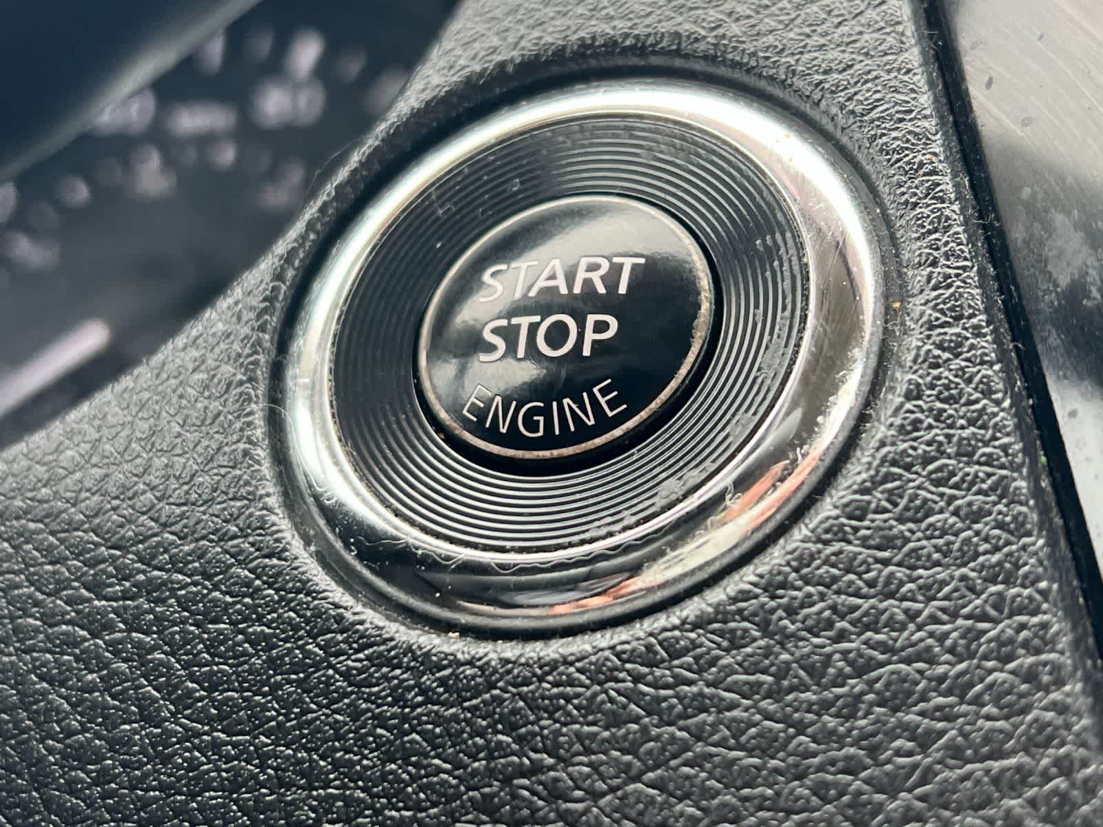 Thumbnail: 2017 Nissan Rogue - 23