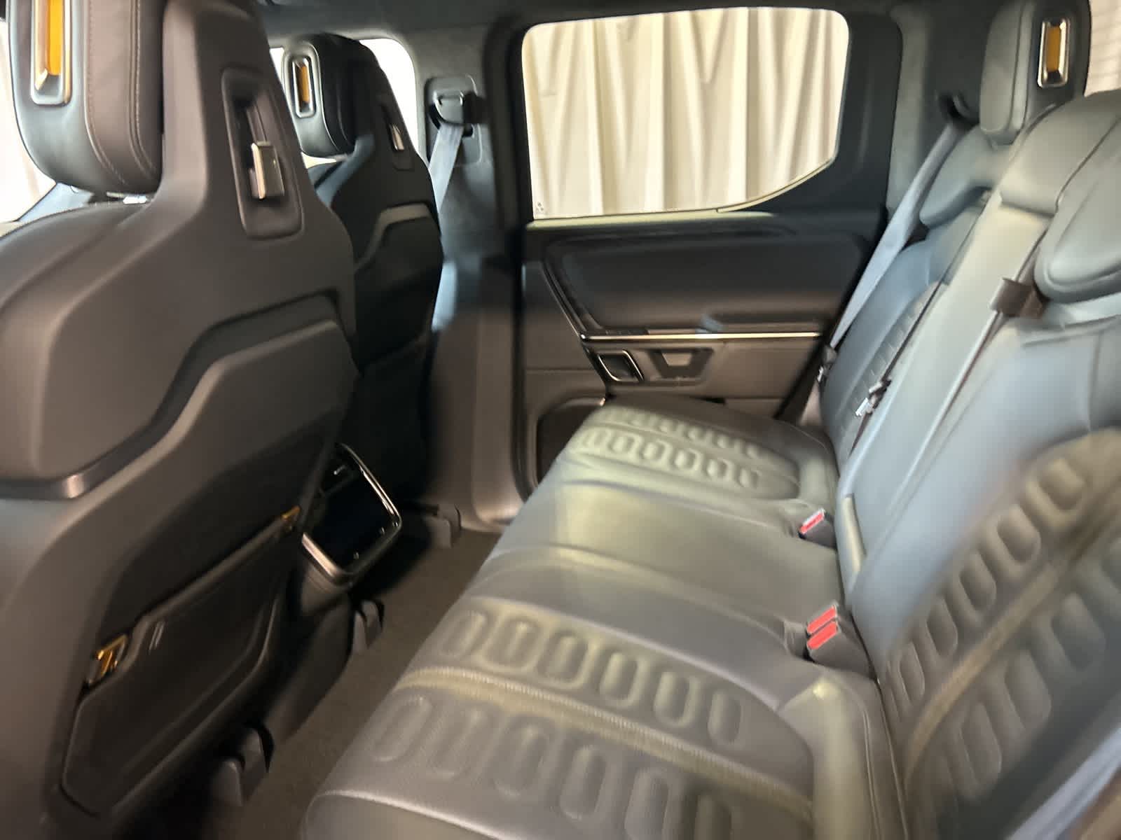 Thumbnail: 2022 Rivian R1T - 20