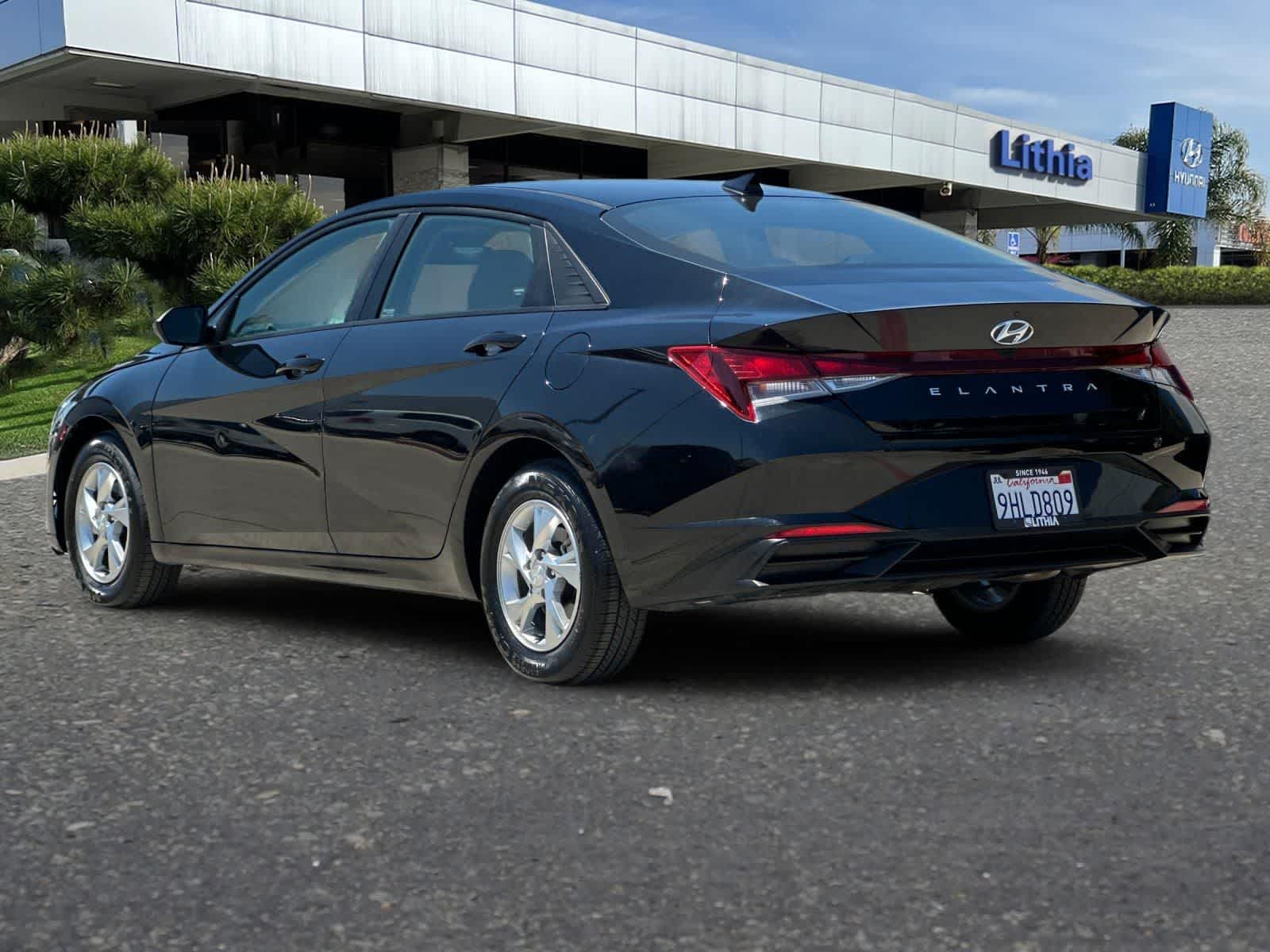 Thumbnail: 2023 Hyundai Elantra - 7