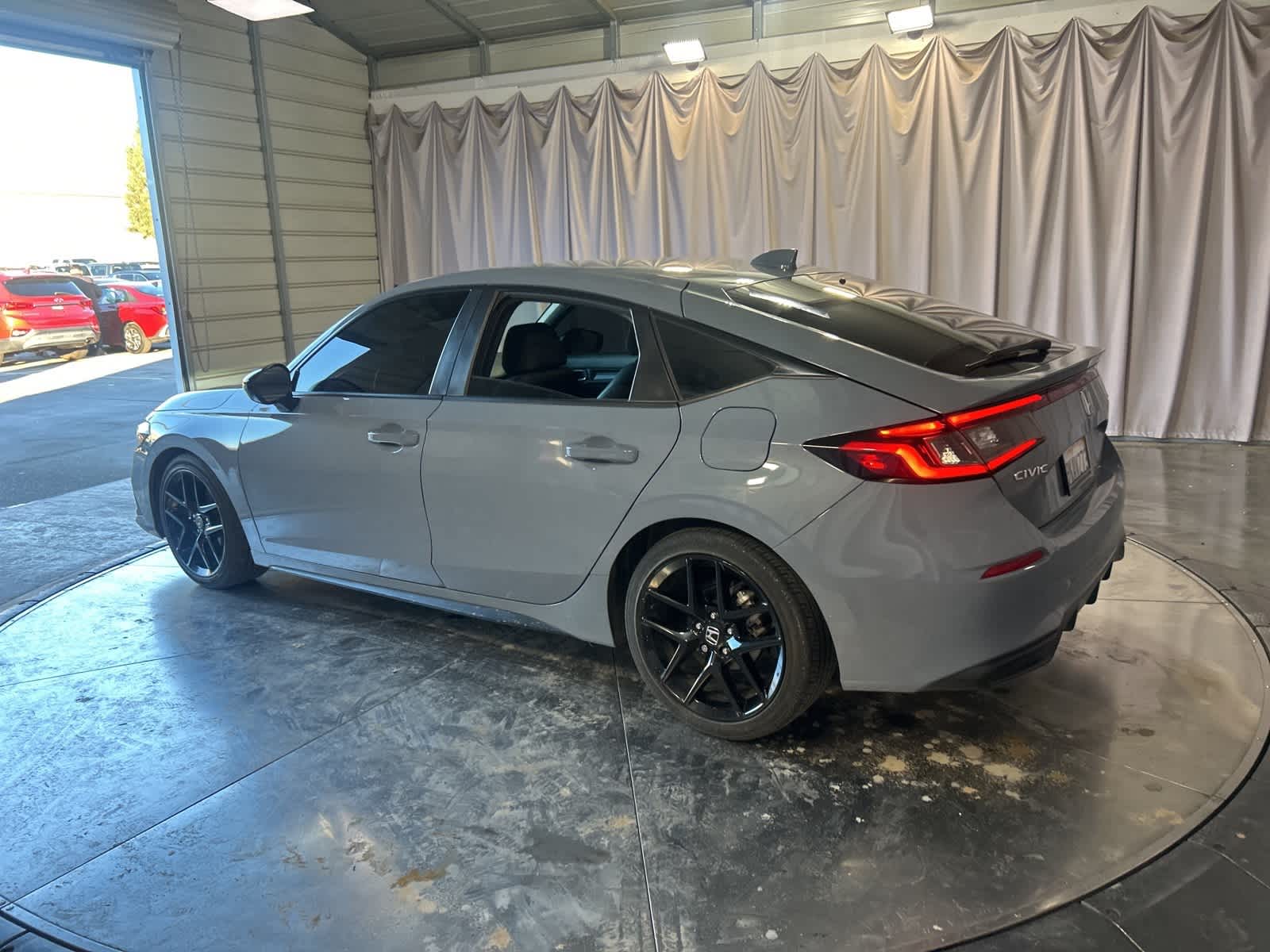 Thumbnail: 2024 Honda Civic - 14