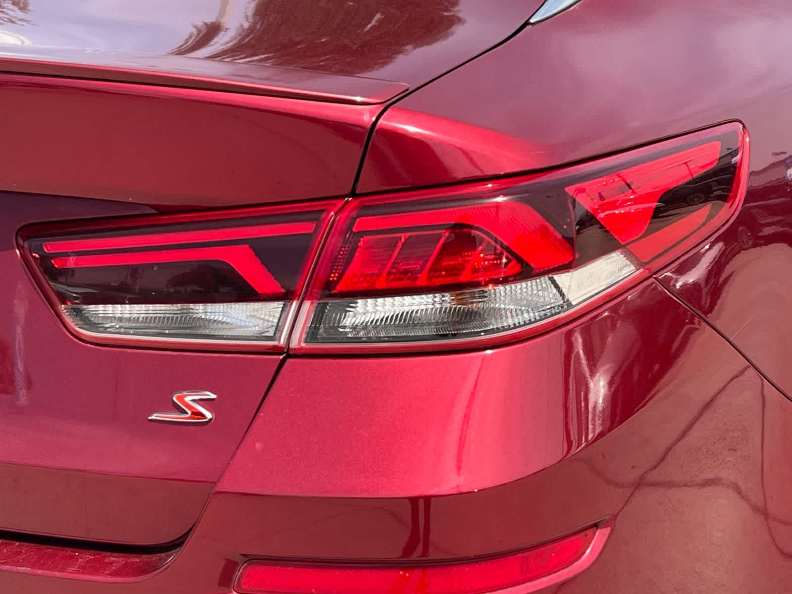 Thumbnail: 2020 Kia Optima - 26